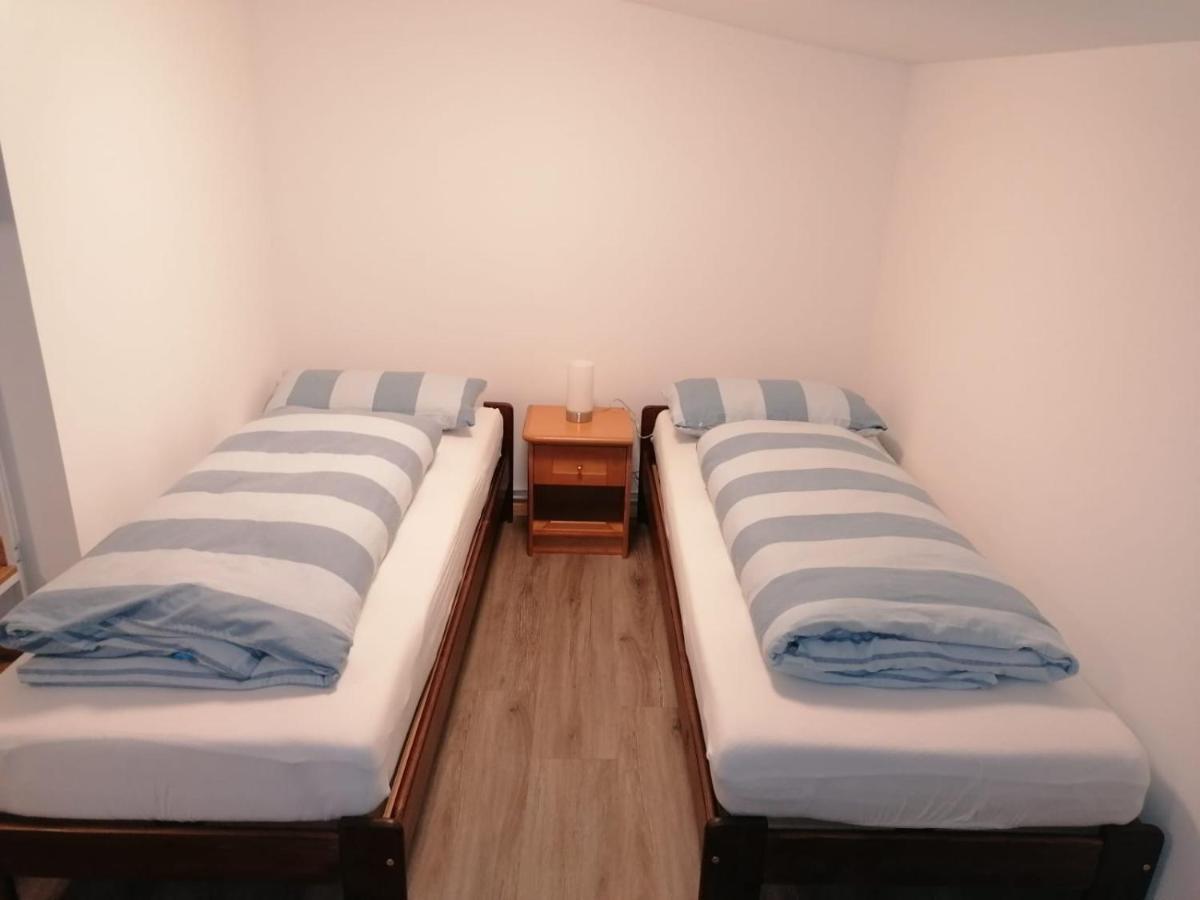 Ferienwohnung Goettsche-Hof Hennstedt  ภายนอก รูปภาพ
